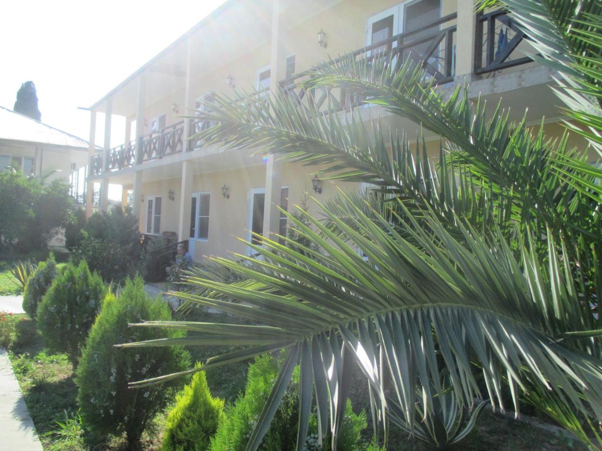 Guest House У Дедушки Самвела Alakhadzi Ngoại thất bức ảnh